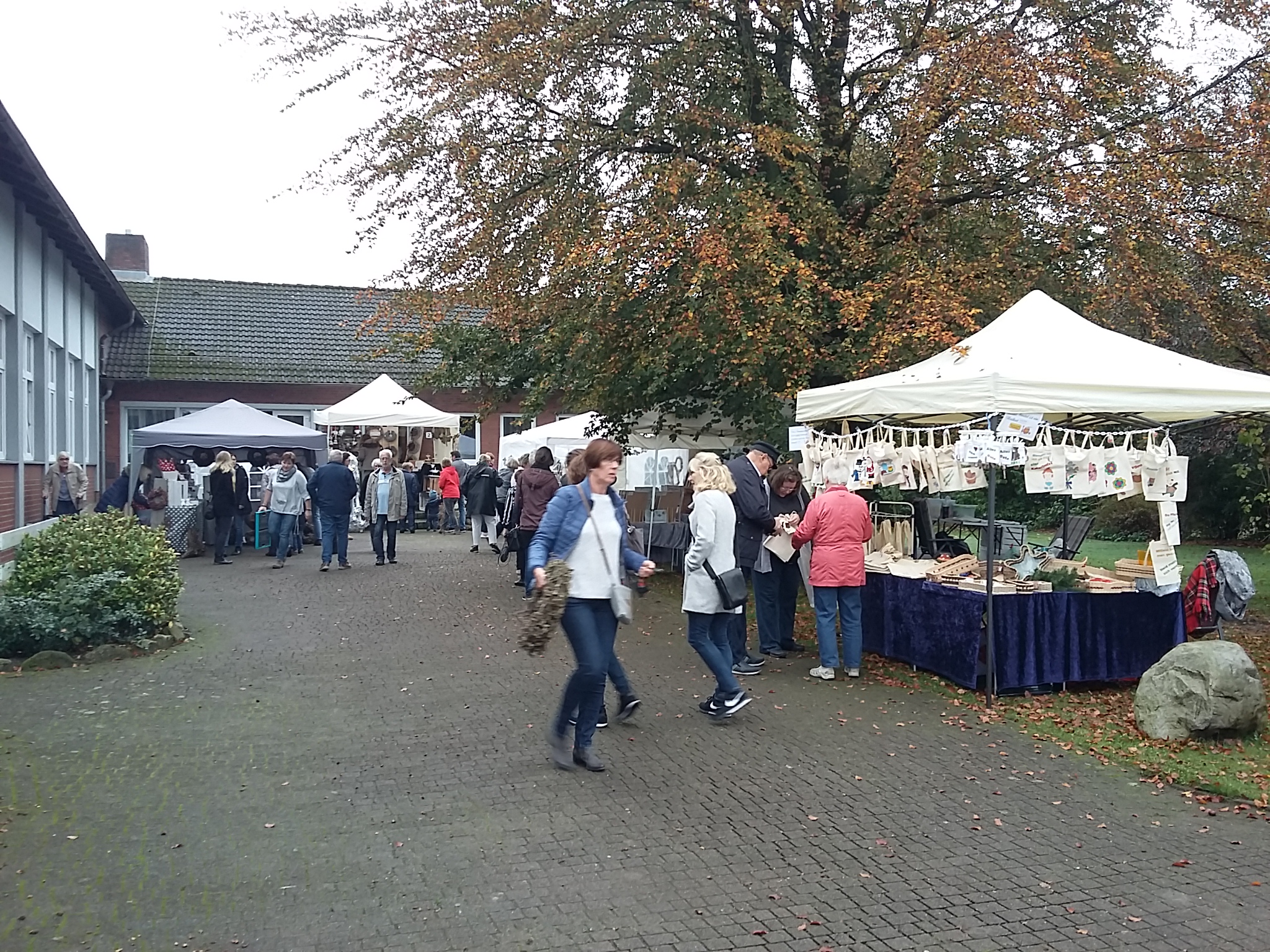 Kunsthandwerkermarkt Ahrensmoor